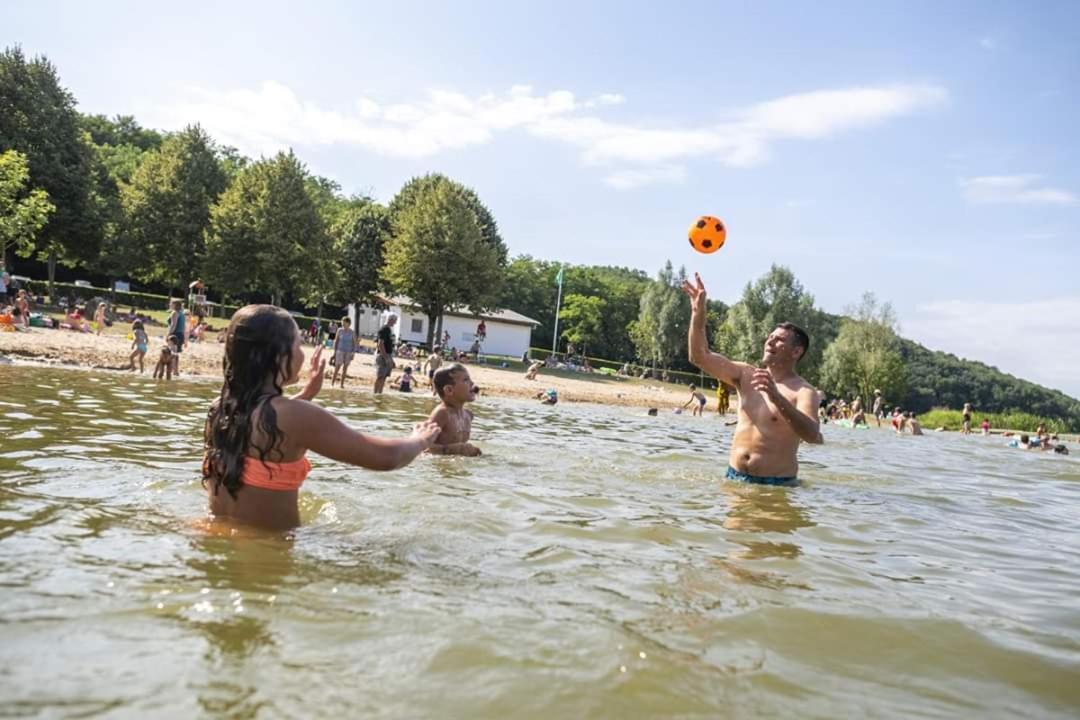 L' Esterlanges Suite Famille 2 Chambres 4 Personnes Proche Puydufou Saint-Vincent-Sterlanges Εξωτερικό φωτογραφία
